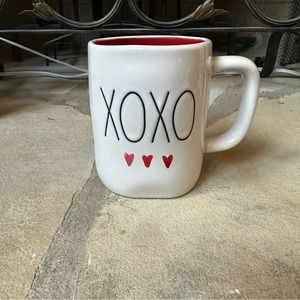 New Rae Dunn XOXO Valentines Day Coffee Mug